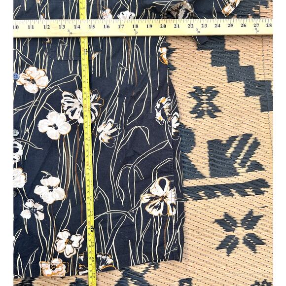 Closed | Men's Short Sleeved Button Down Shirt Hawaiian Motif Black Size Small - Picture 7 of 8